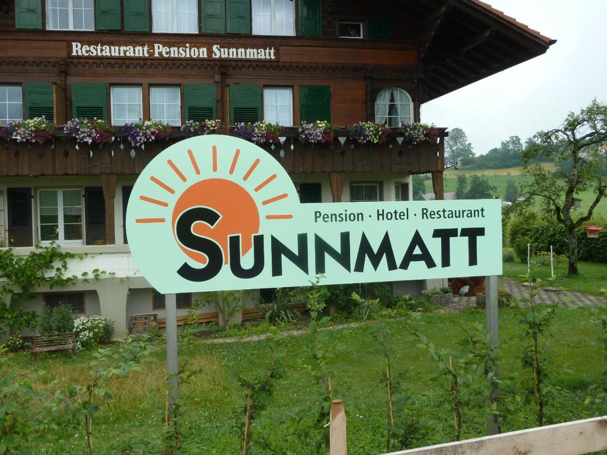 Hotel Restaurant Sunnmatt Aeschi Bei Spiez Exterior foto