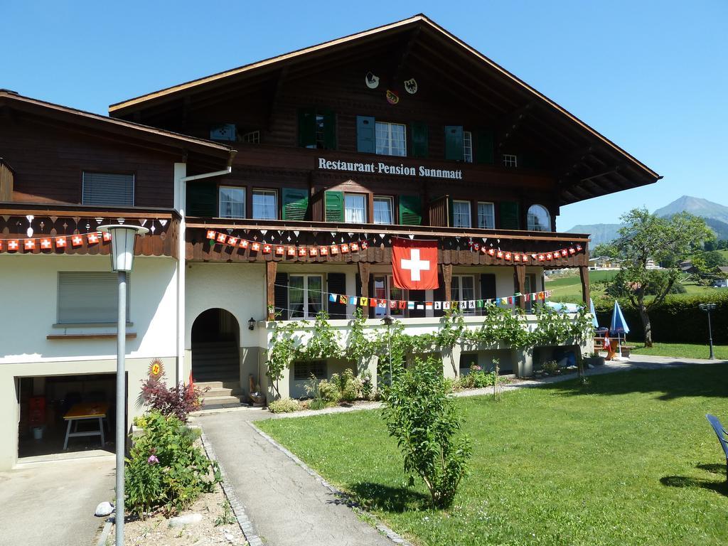 Hotel Restaurant Sunnmatt Aeschi Bei Spiez Exterior foto